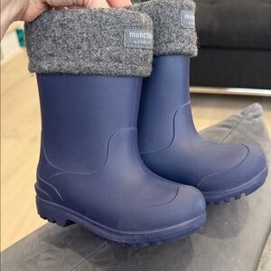 Stride Rite - Munchkin Navy Boots with Soft Gray Lining